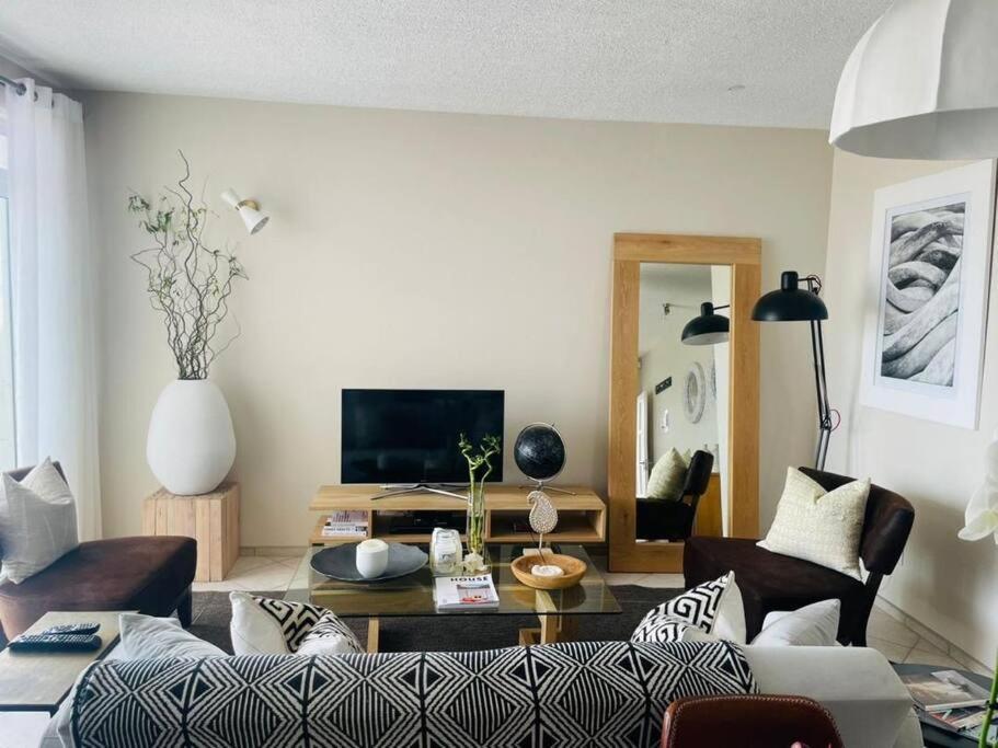 A Zen And Chic Beachfront Apartment Swakopmund Ngoại thất bức ảnh
